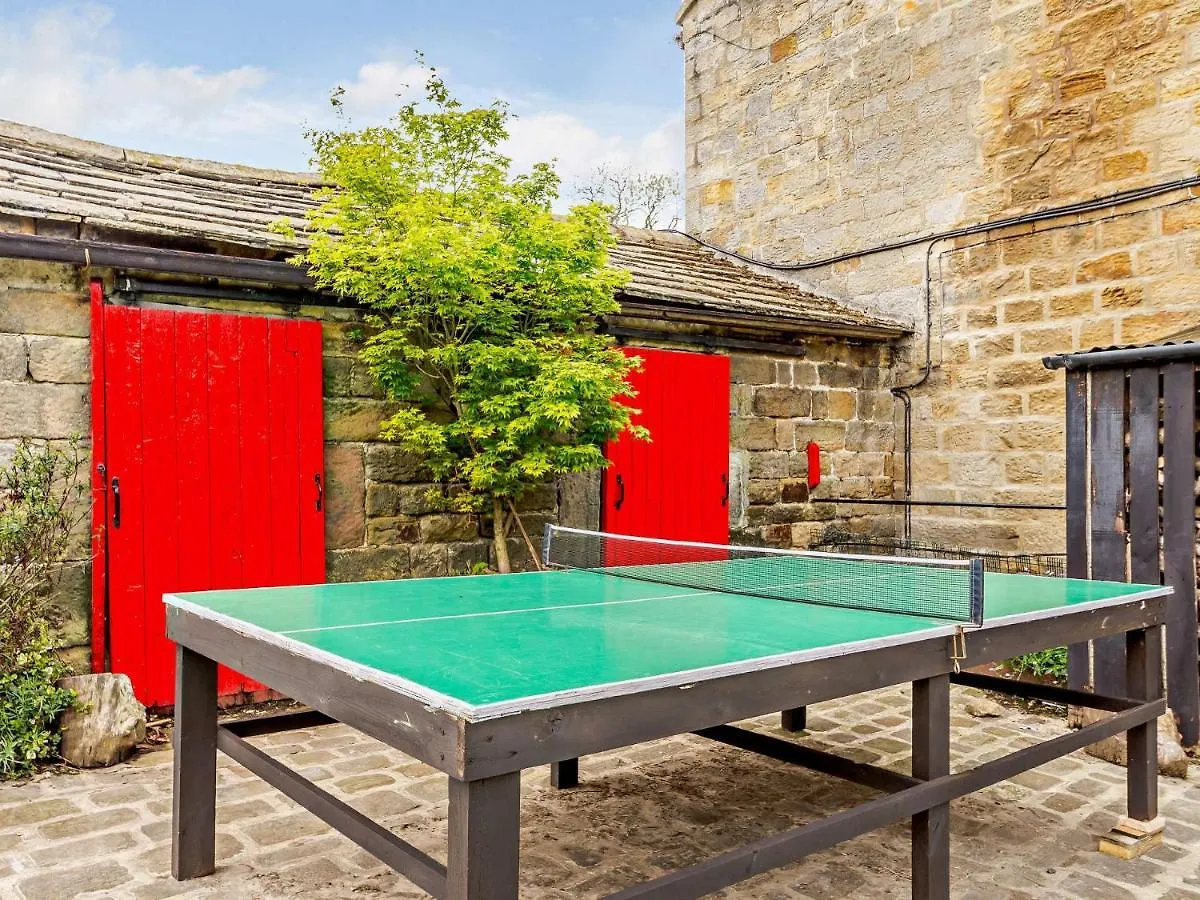 3 Bed In Harrogate Hh099 Villa Weeton  Holiday home Weeton (West Yorkshire)